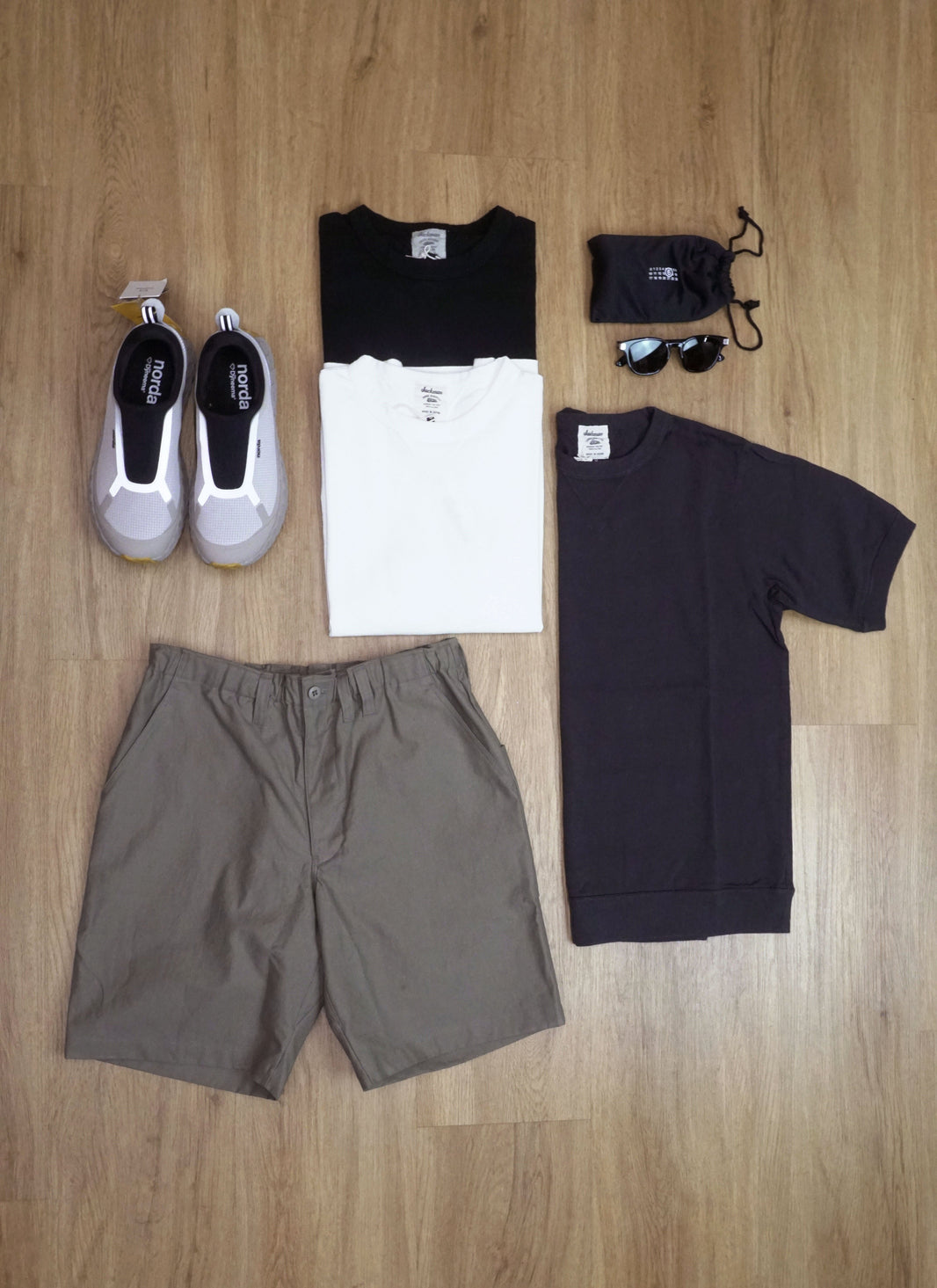 Look 16