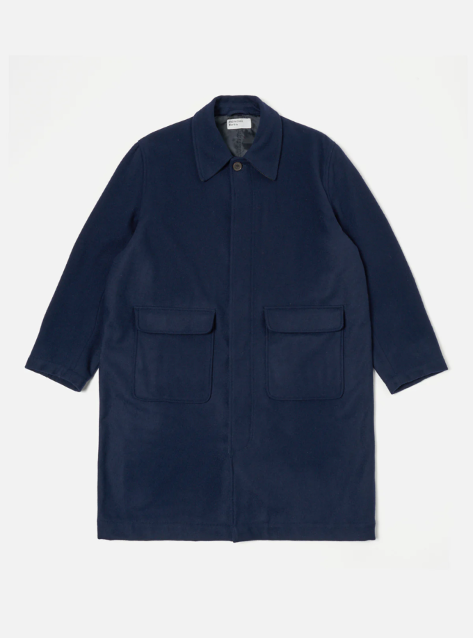 Universal Works Account Coat in Navy Cappotto Oversize